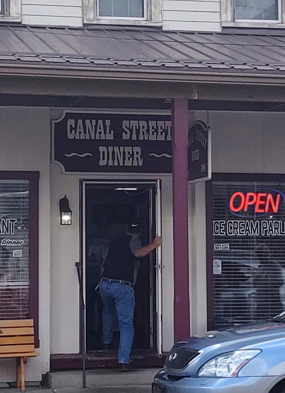 Canal street Diner